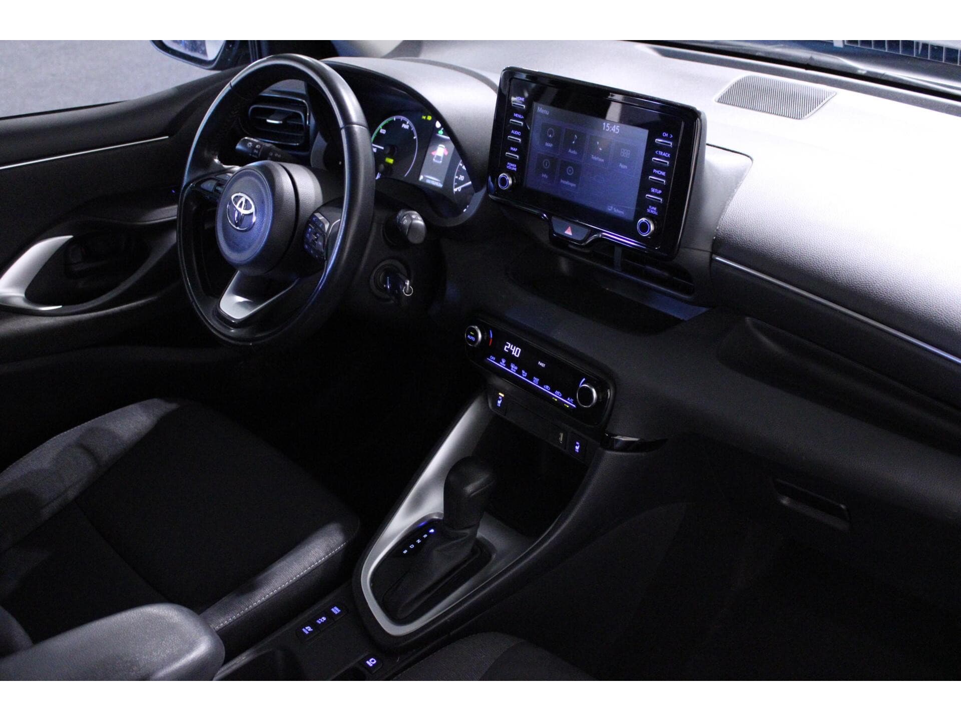 Toyota Yaris - Foto 2