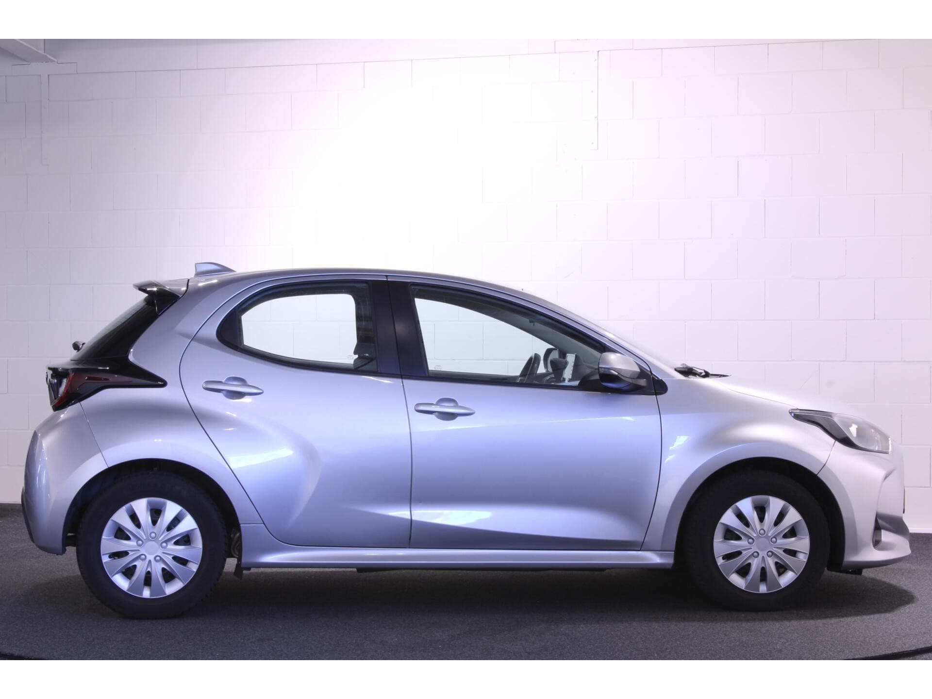 Toyota Yaris - Foto 4