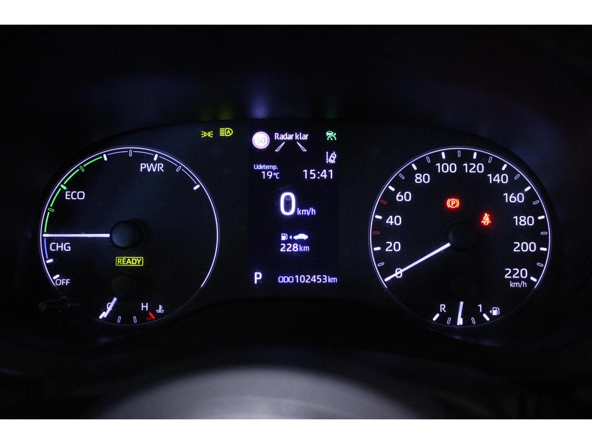 Toyota Yaris - Foto 12