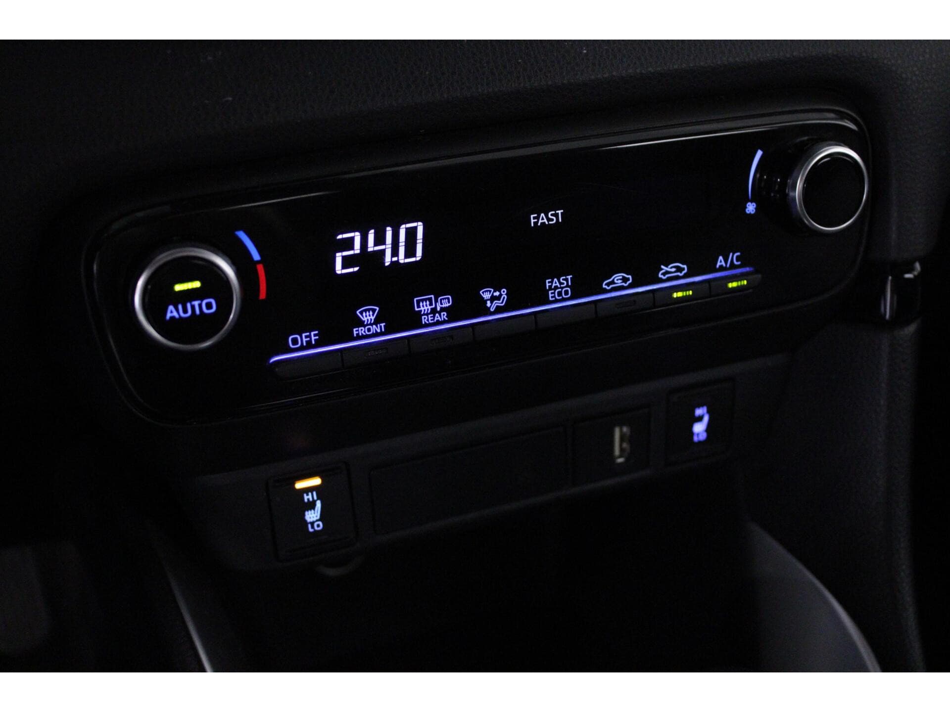 Toyota Yaris - Foto 16