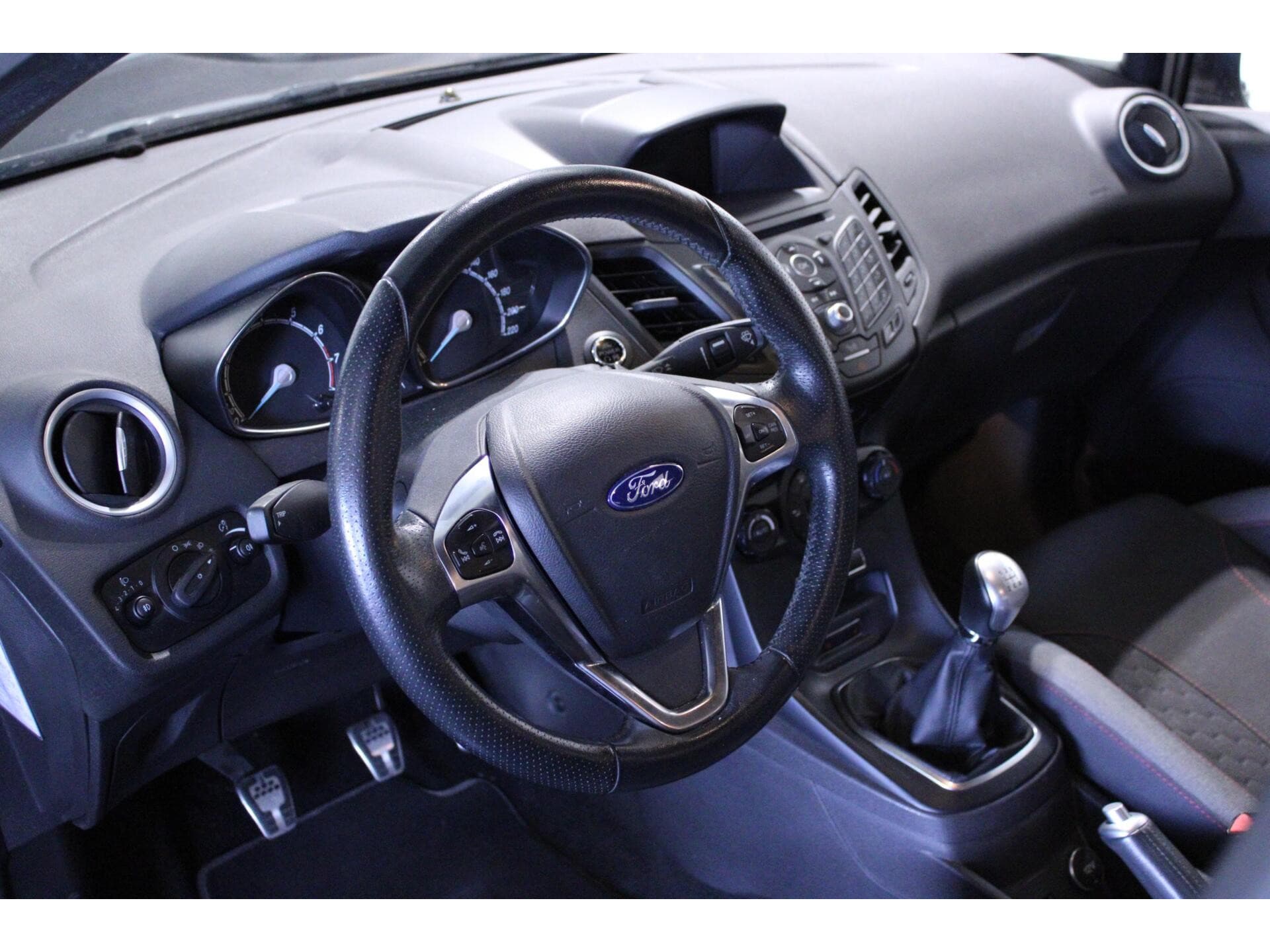 Ford Fiesta - Foto 11