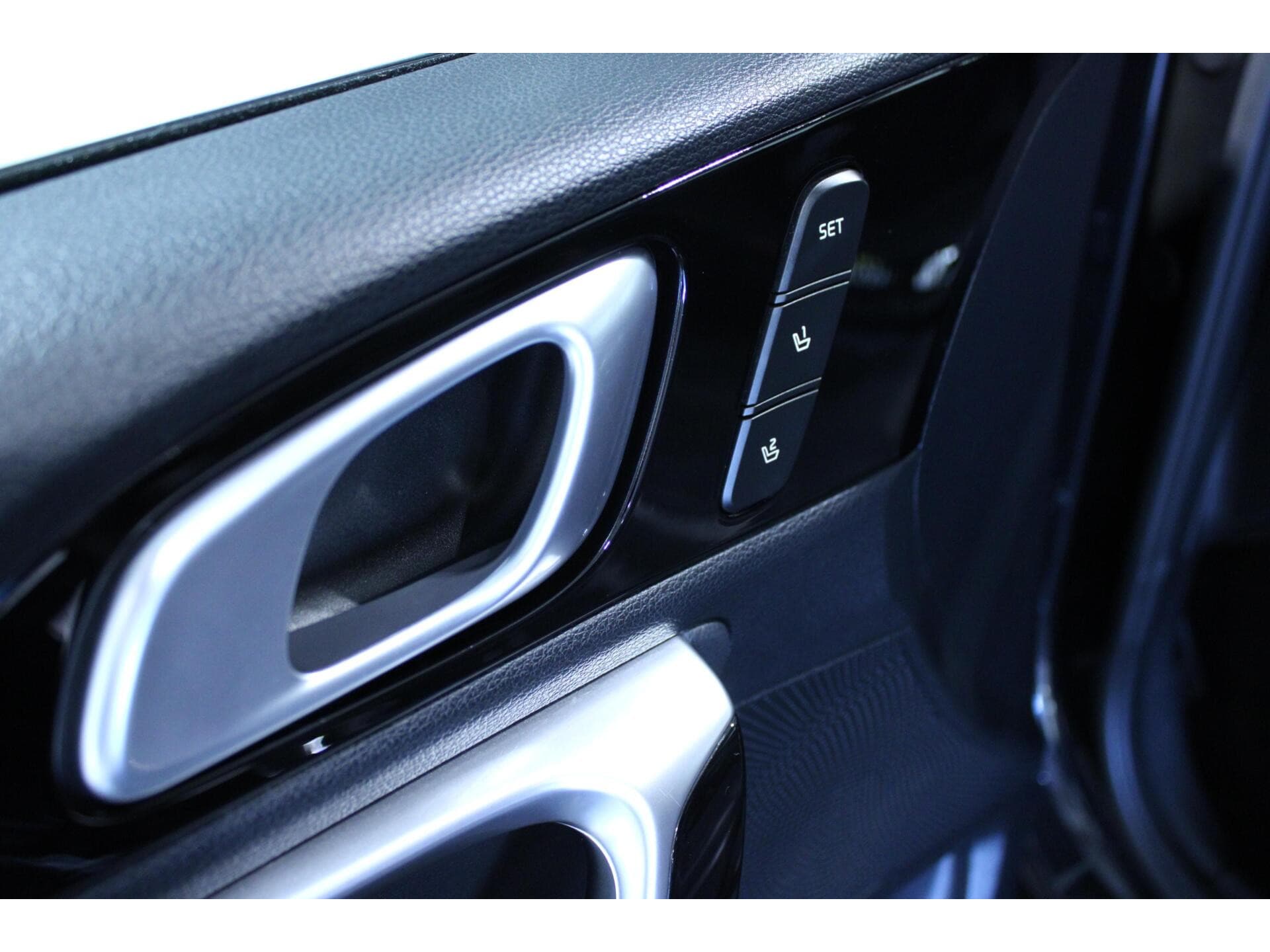 Kia XCeed - Foto 12