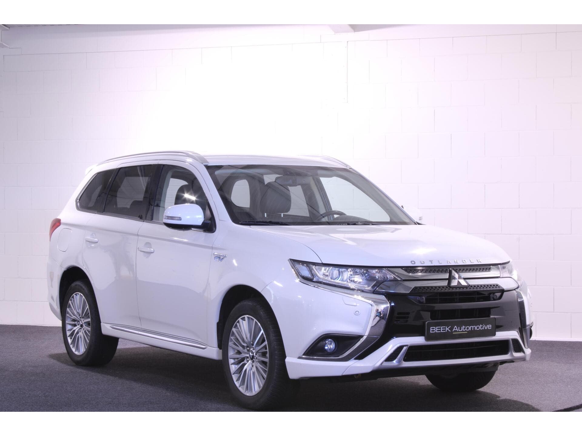Mitsubishi Outlander - Foto 6