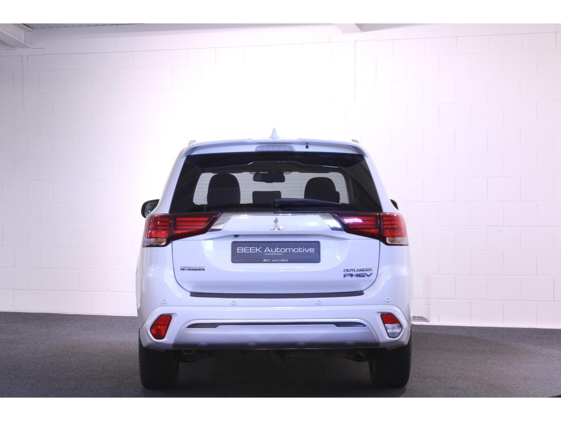 Mitsubishi Outlander - Foto 9