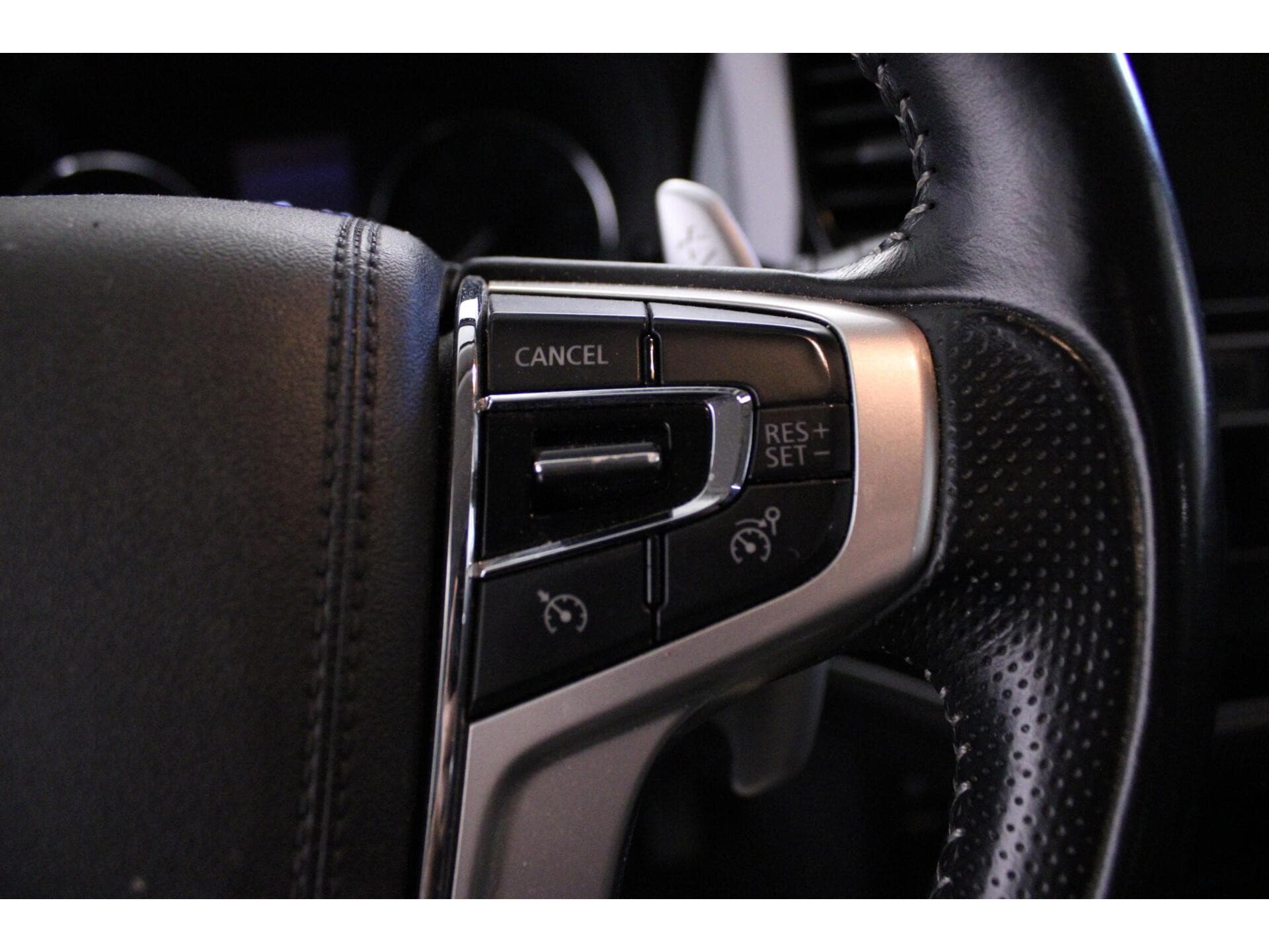 Mitsubishi Outlander - Foto 15