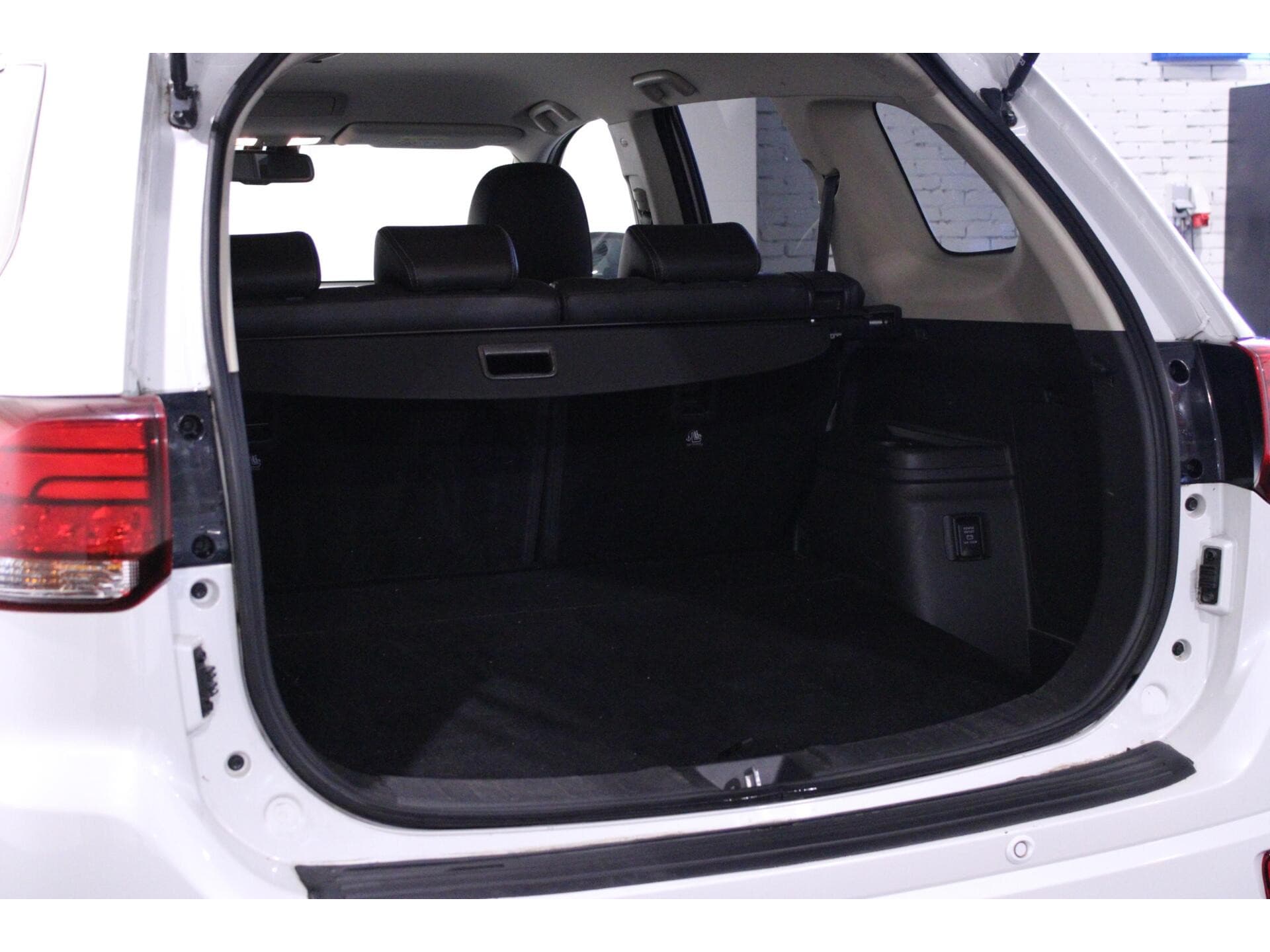 Mitsubishi Outlander - Foto 23