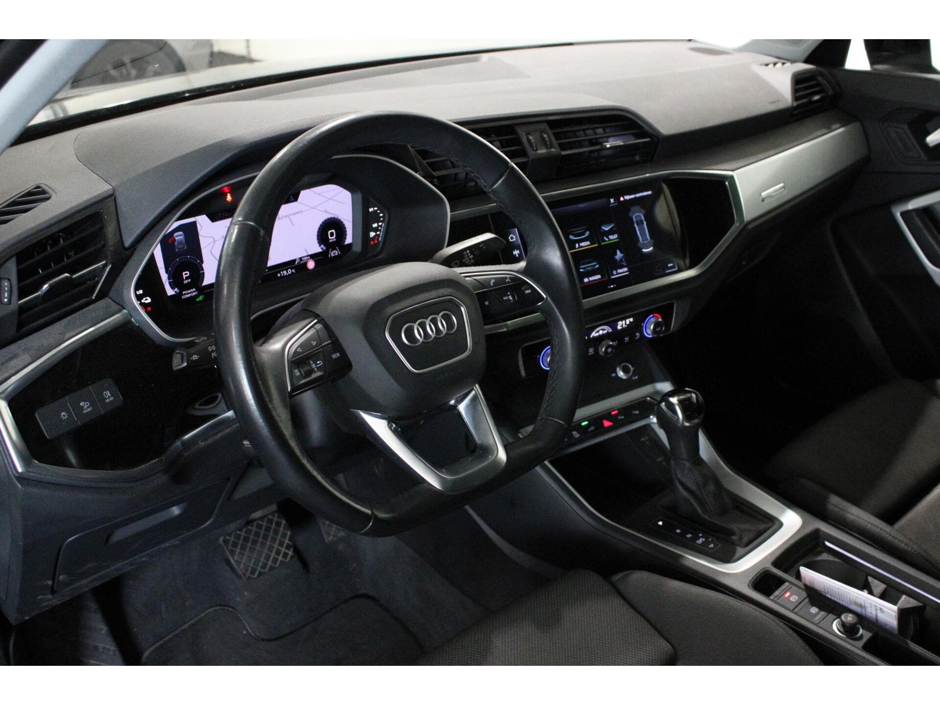 Audi Q3 - Foto 13
