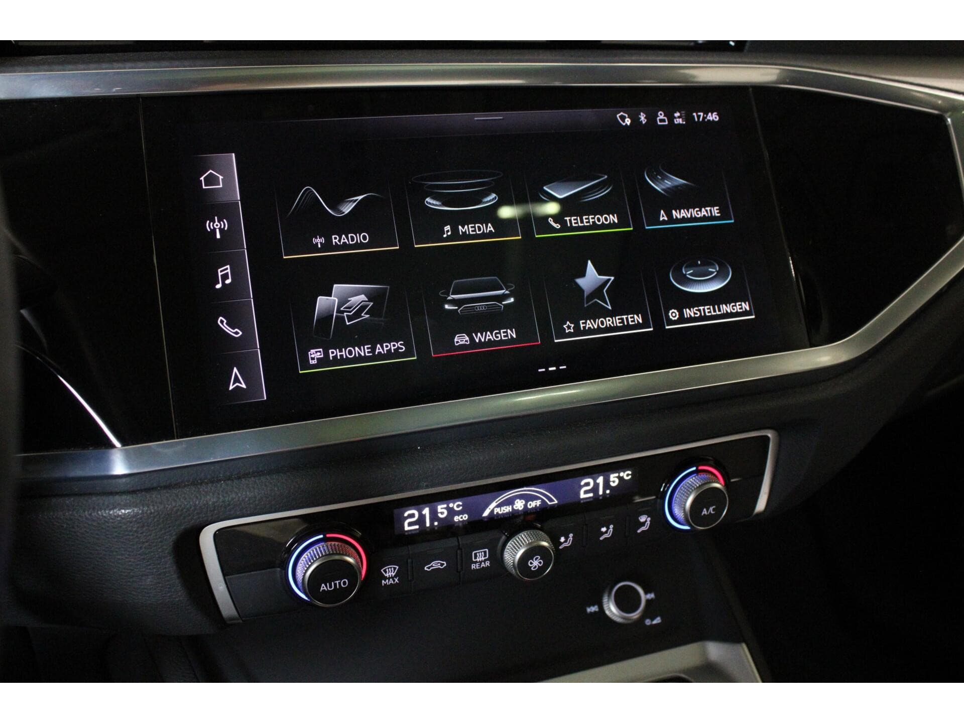 Audi Q3 - Foto 18