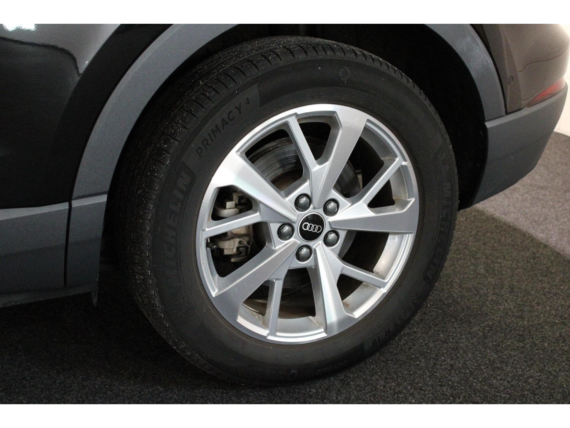 Audi Q3 - Foto 28