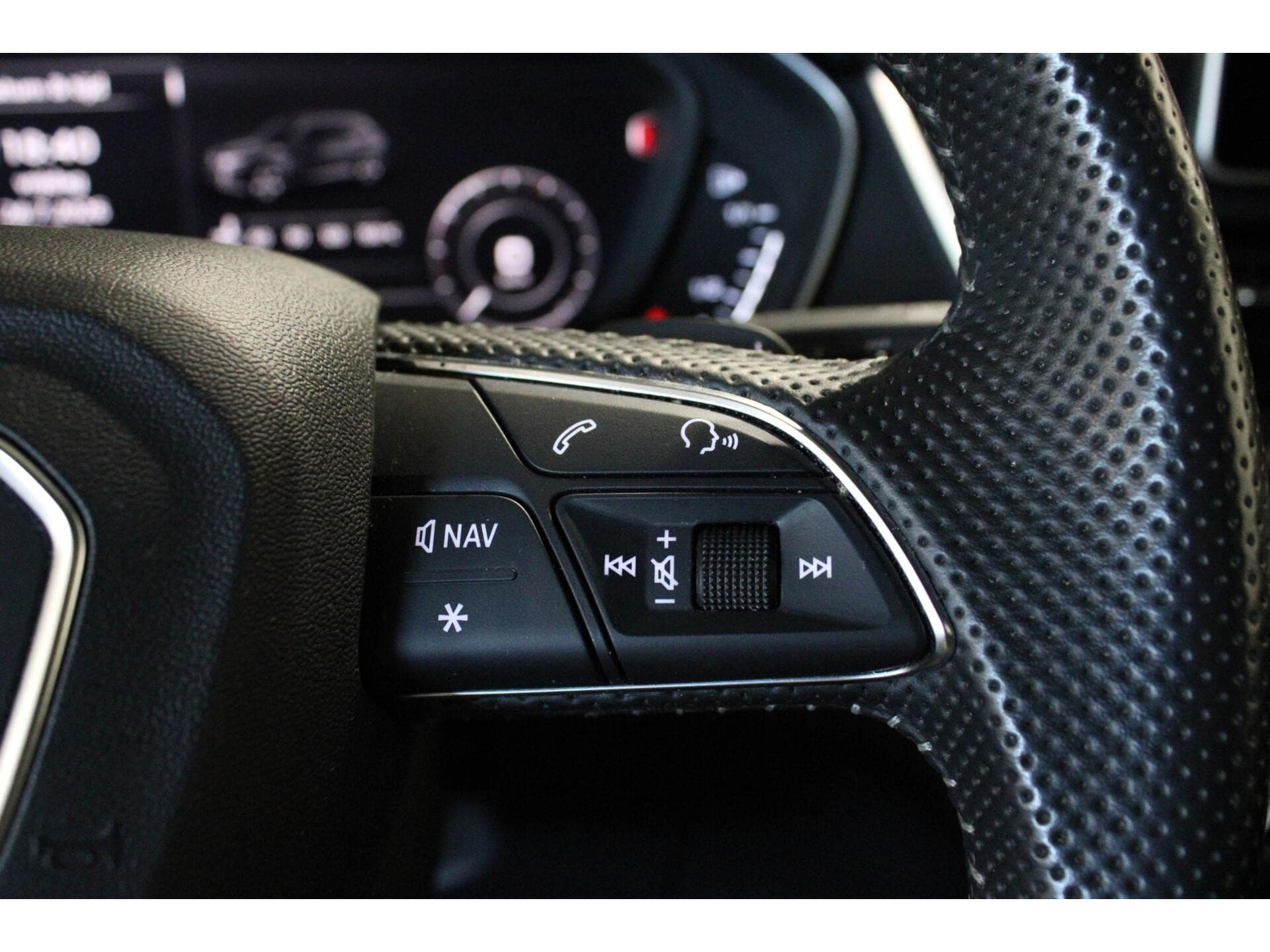 Audi Q5 - Foto 18