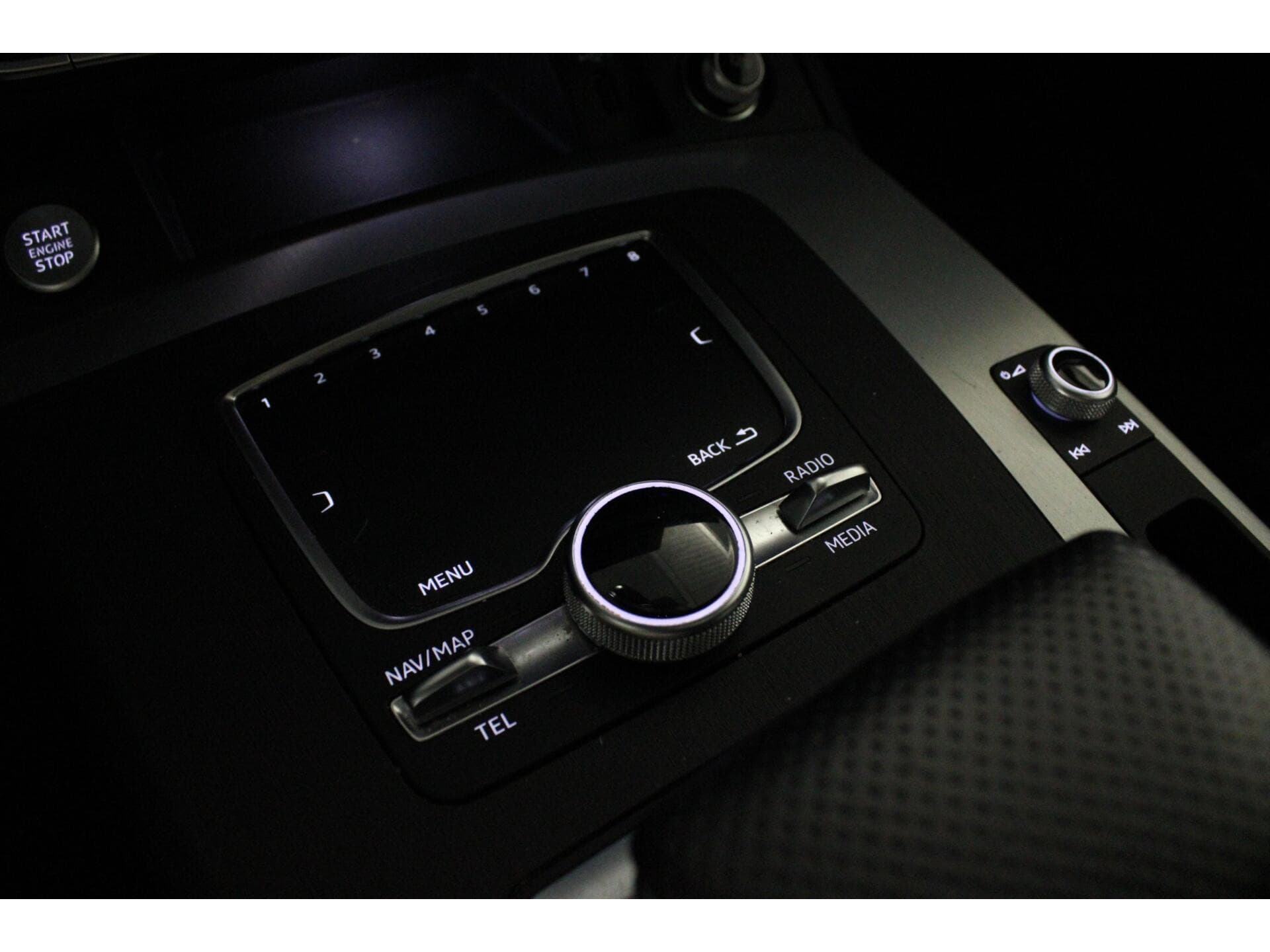 Audi Q5 - Foto 25
