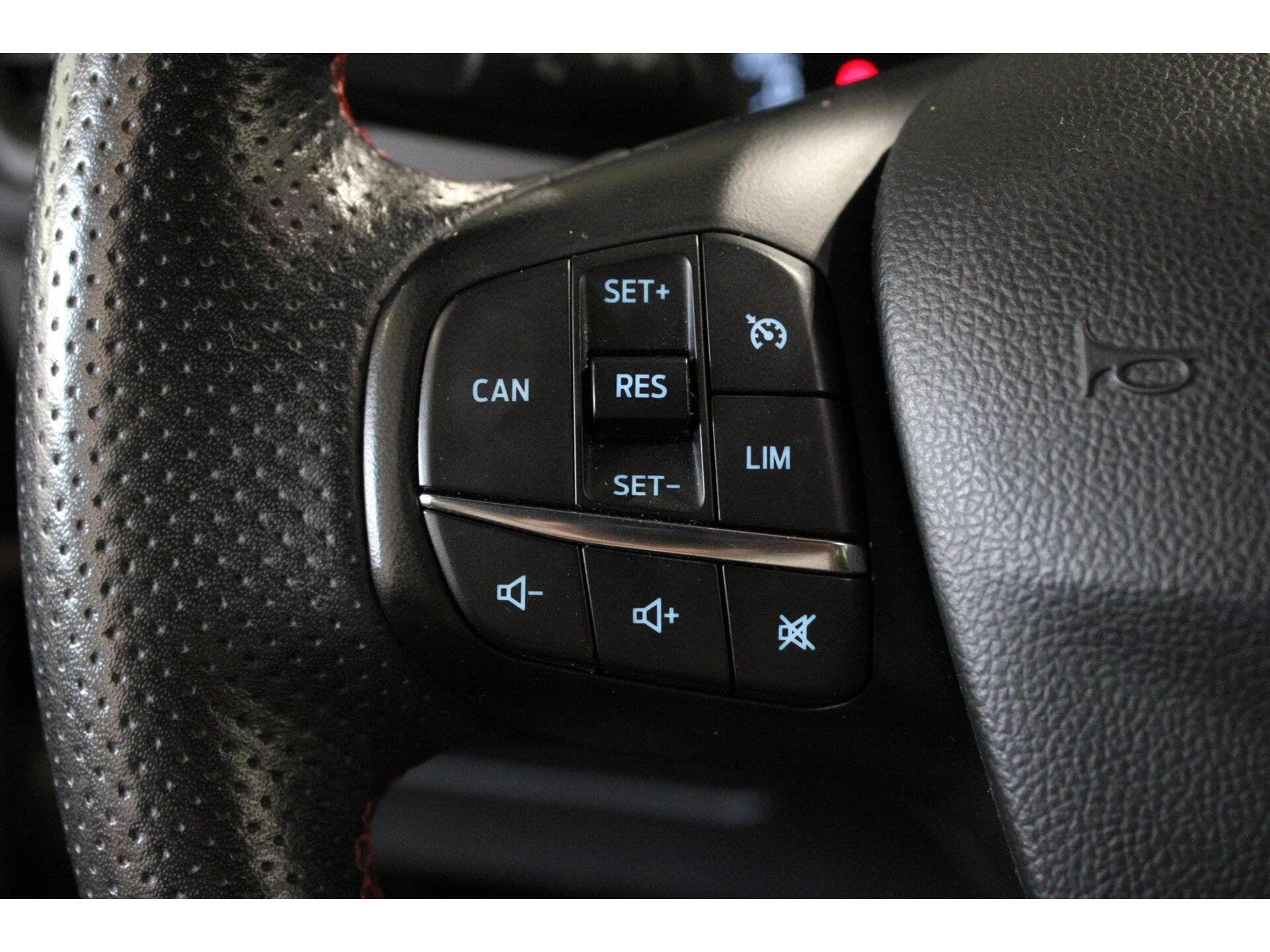 Ford Focus - Foto 12