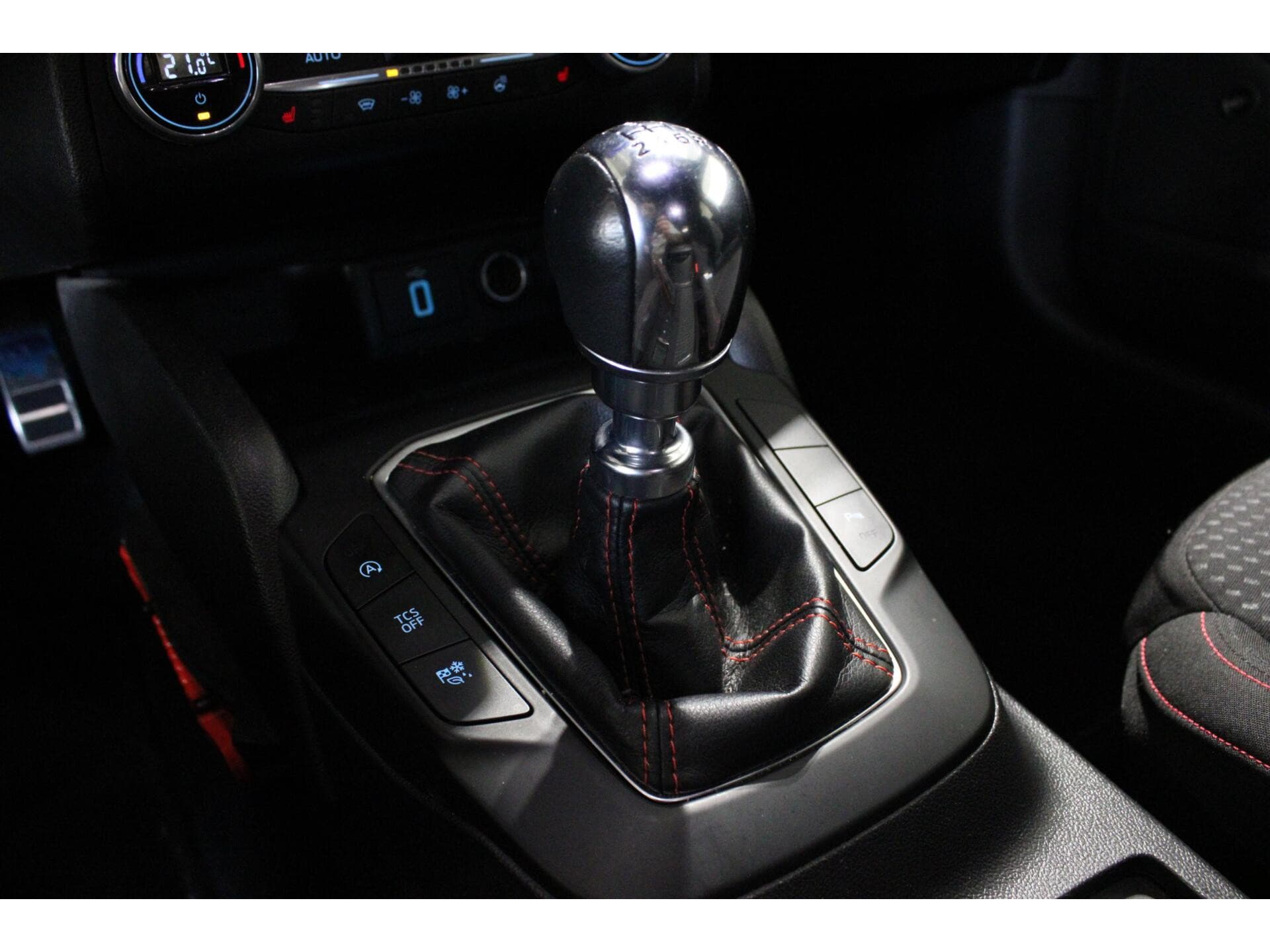 Ford Focus - Foto 21