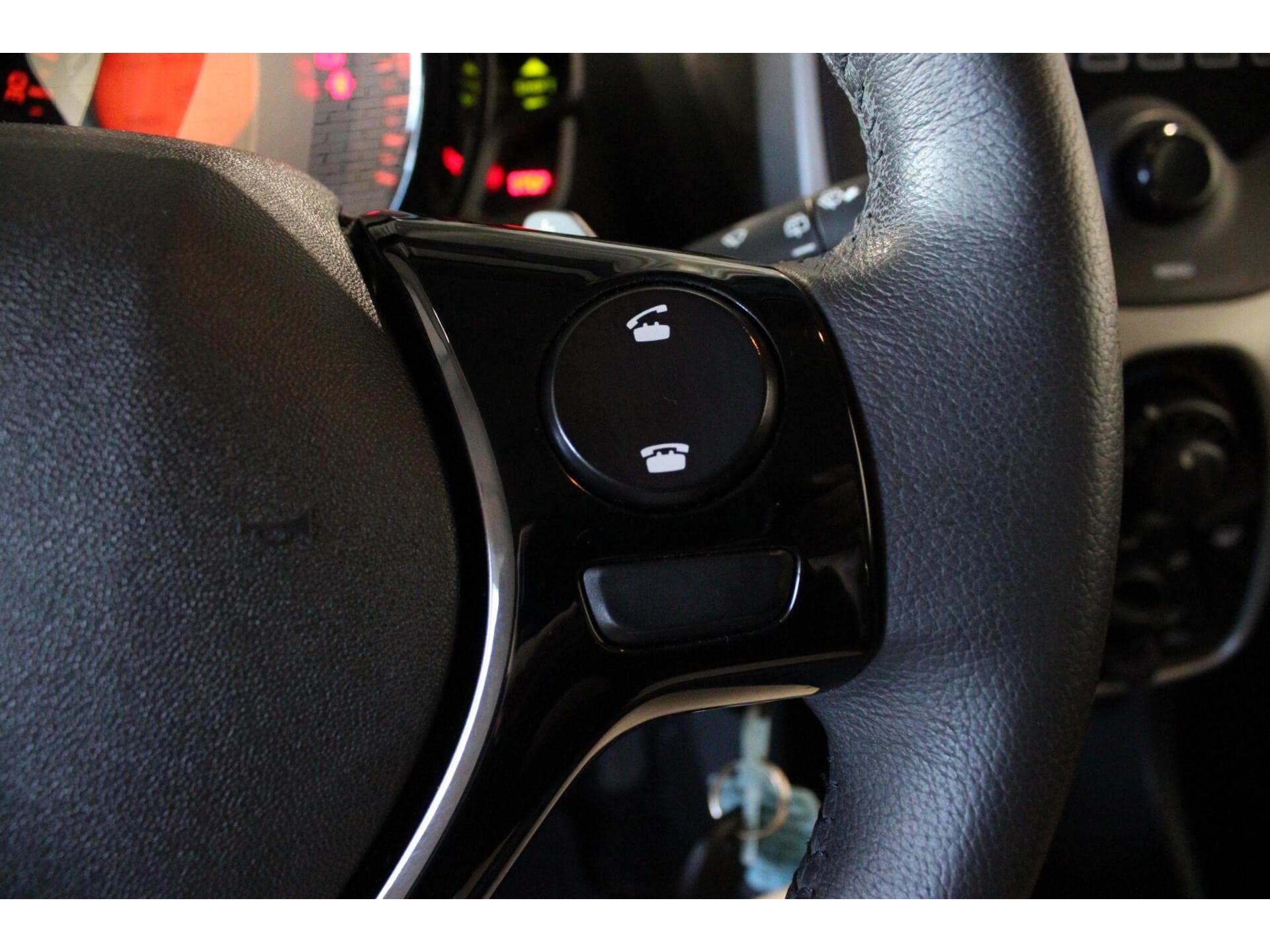 Peugeot 108 - Foto 11
