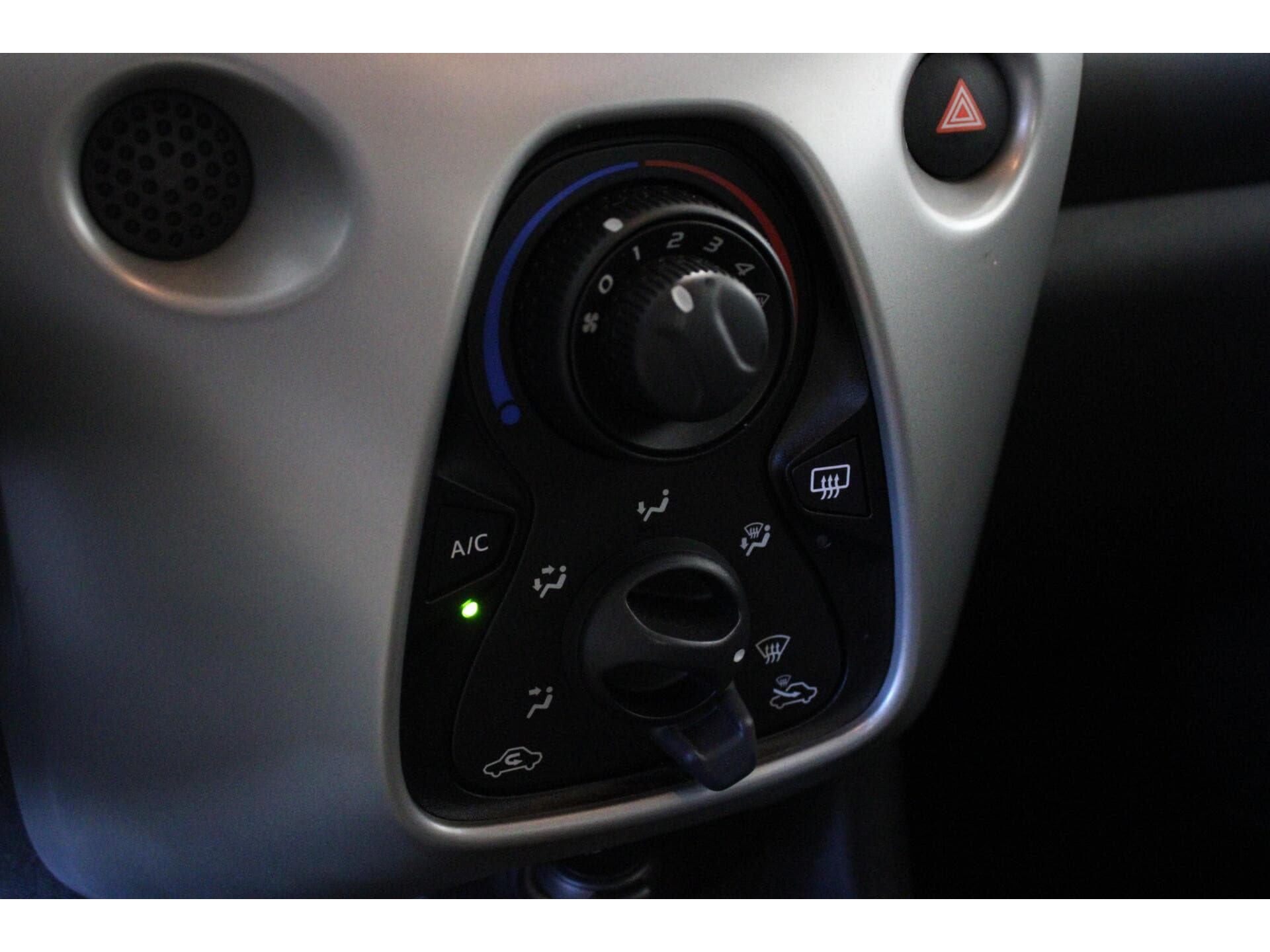 Peugeot 108 - Foto 13