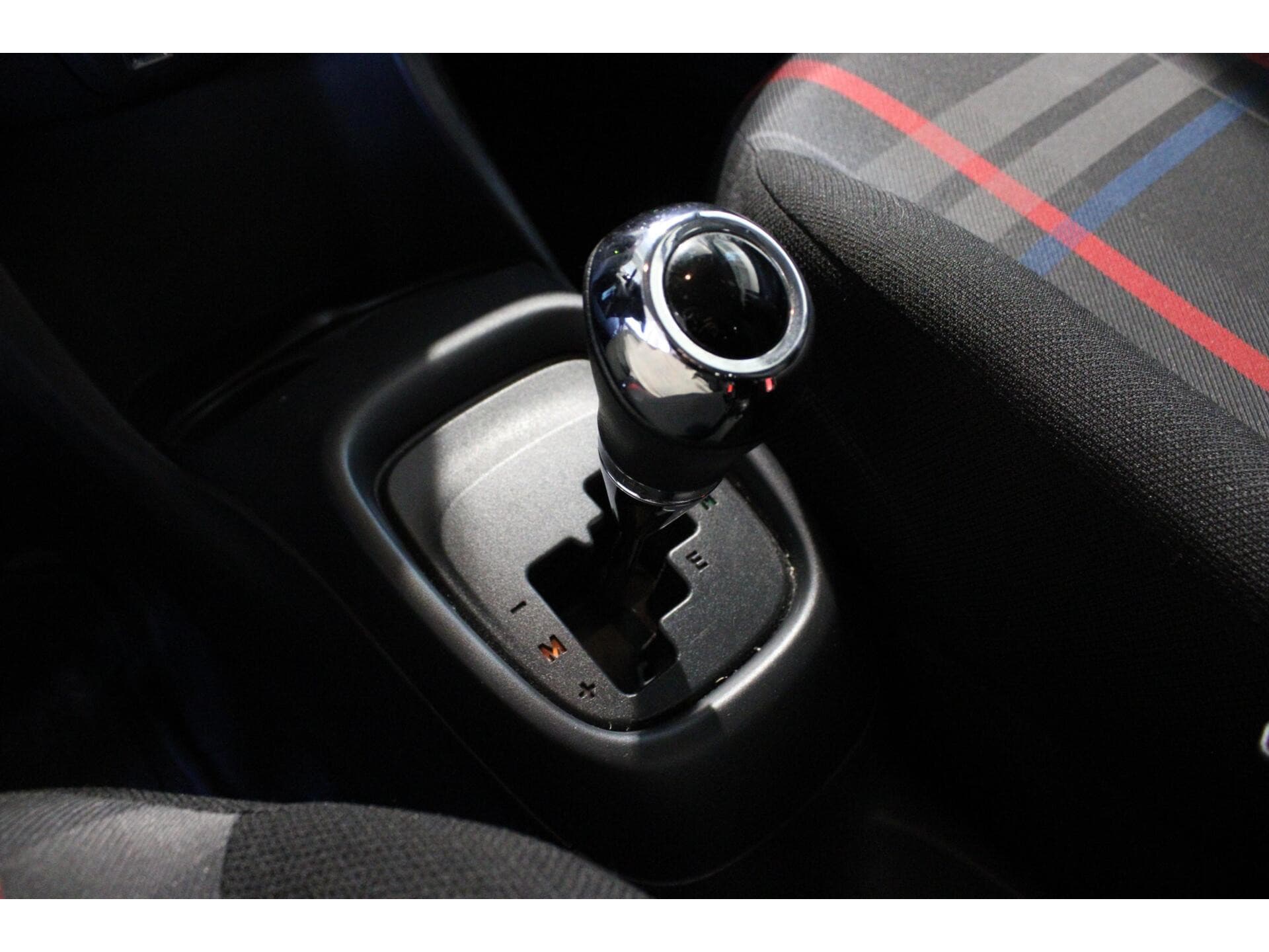 Peugeot 108 - Foto 14
