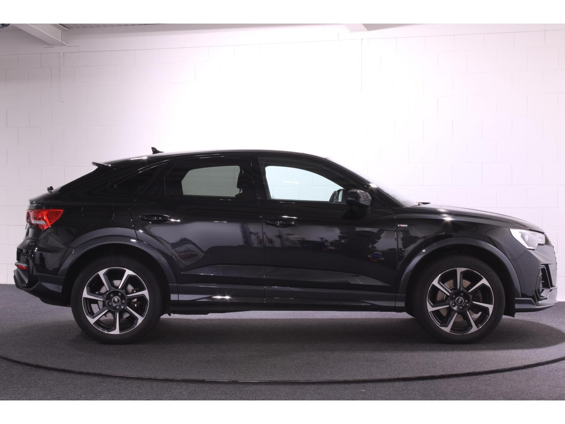 Audi Q3 - Foto 4