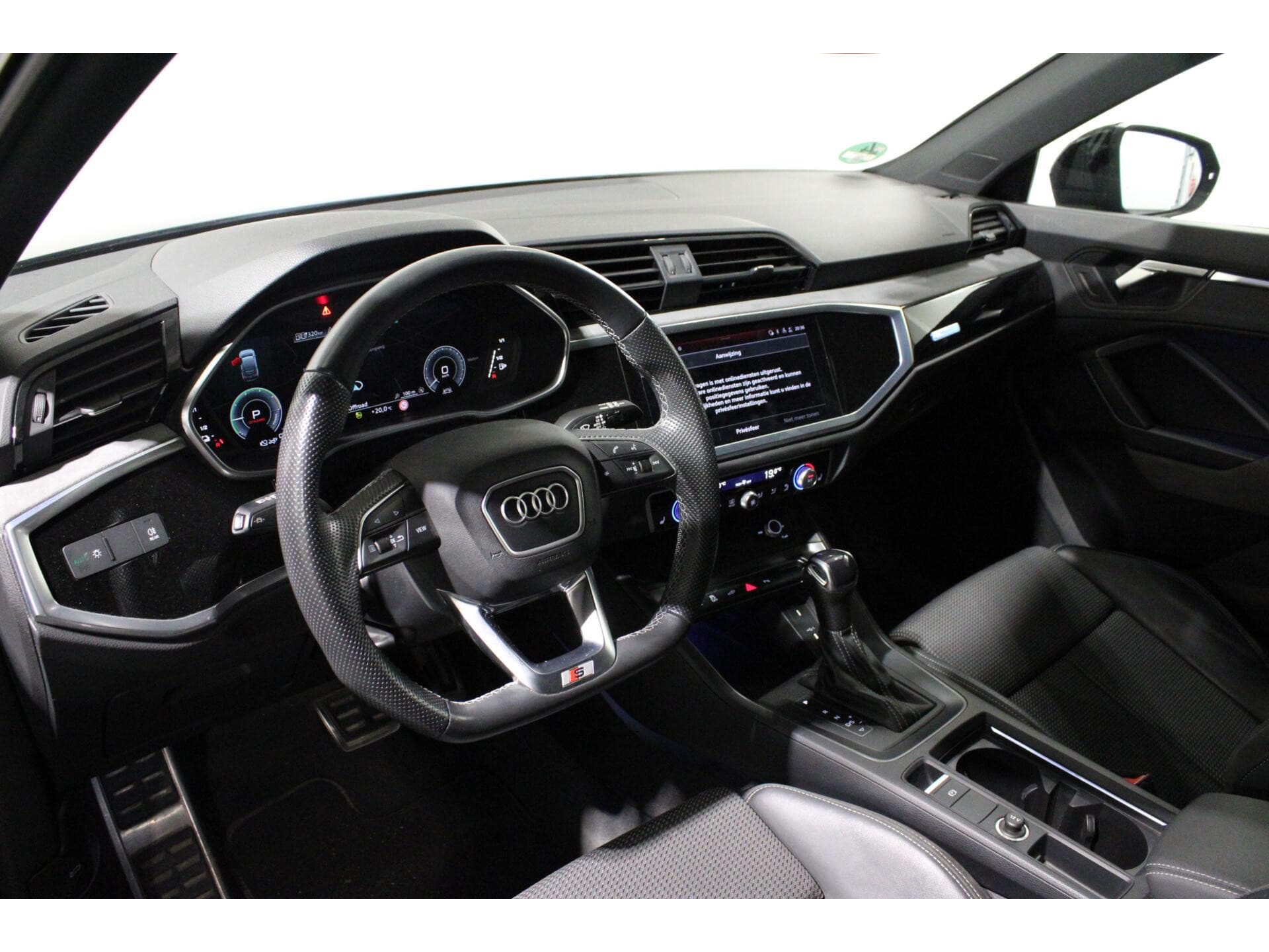 Audi Q3 - Foto 14