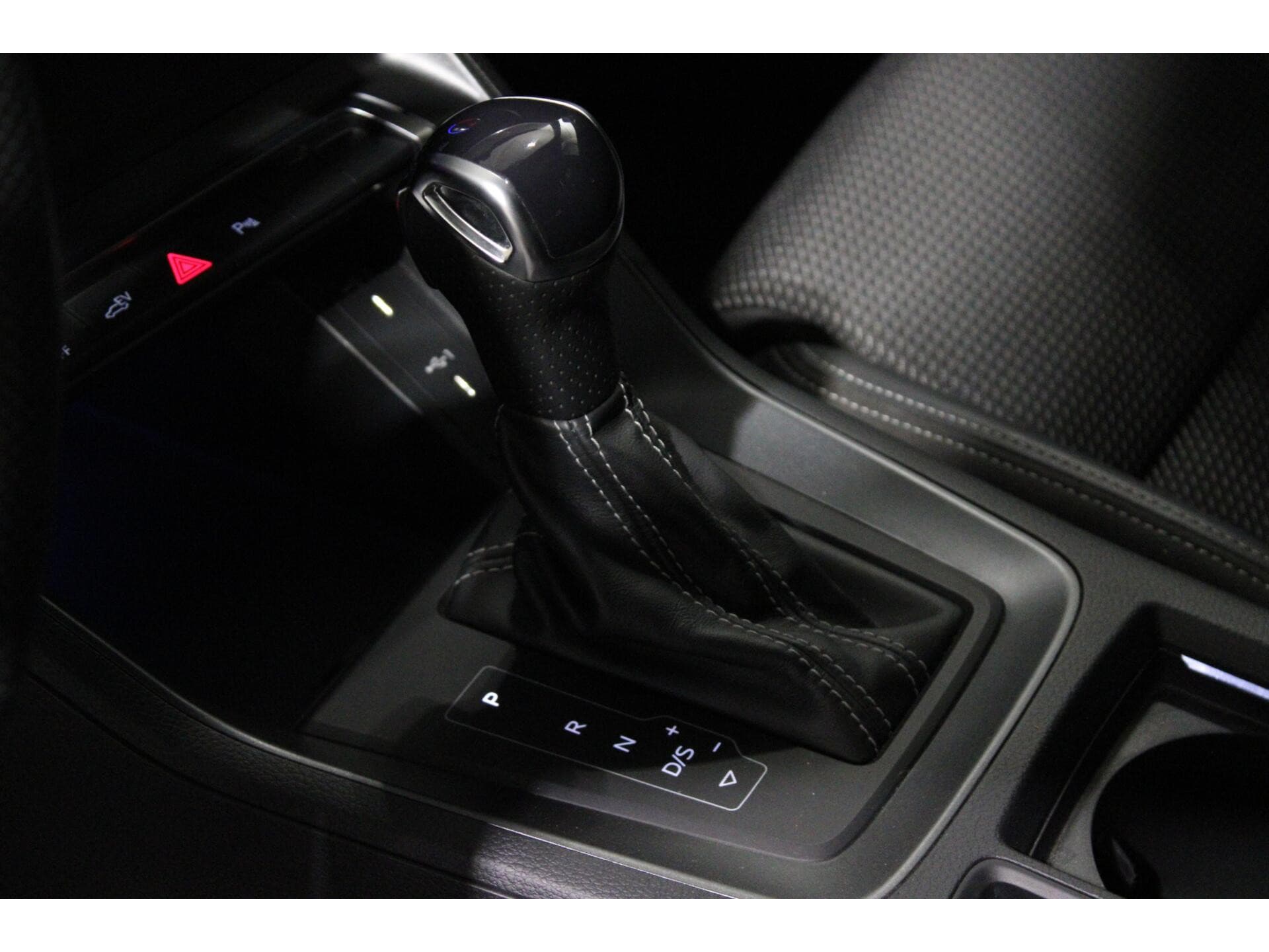 Audi Q3 - Foto 25