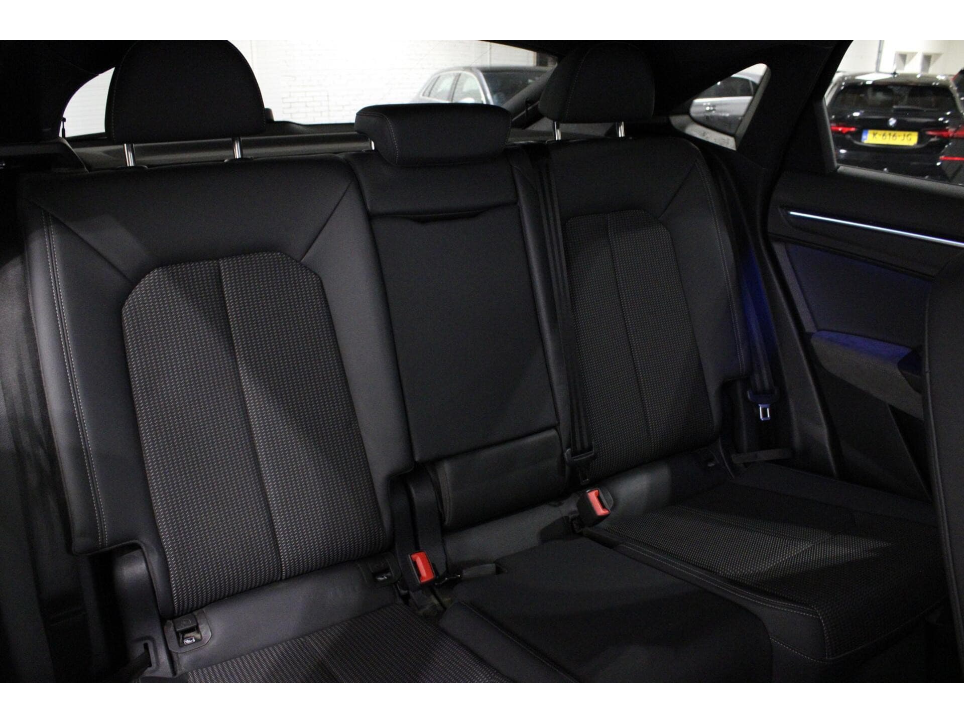 Audi Q3 - Foto 26