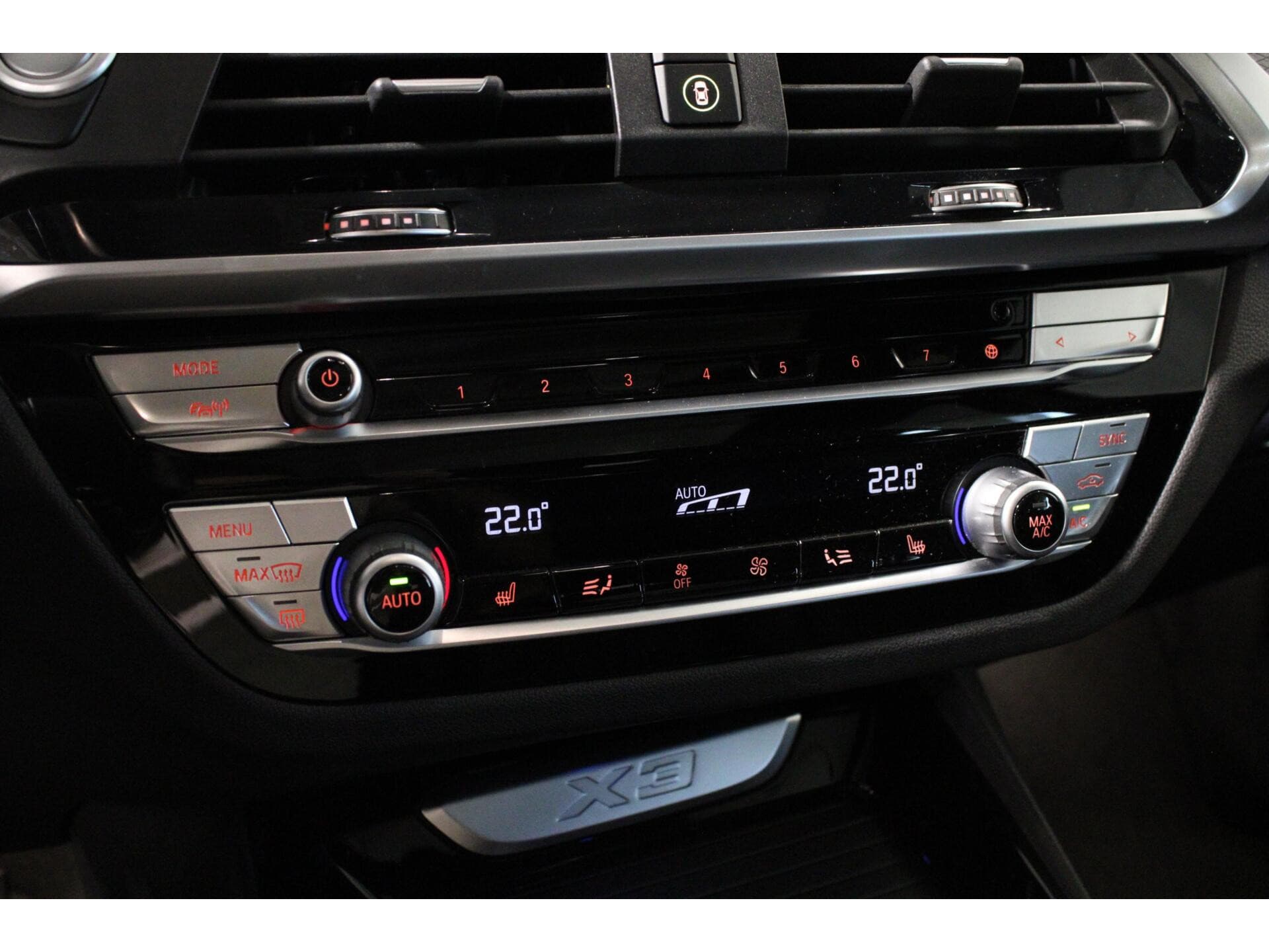BMW X3 - Foto 24