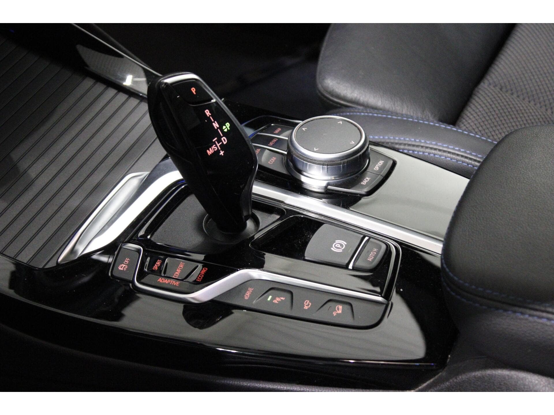 BMW X3 - Foto 25