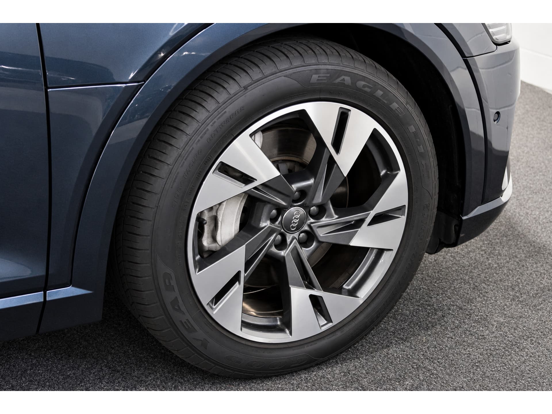 Audi e-tron - Foto 29