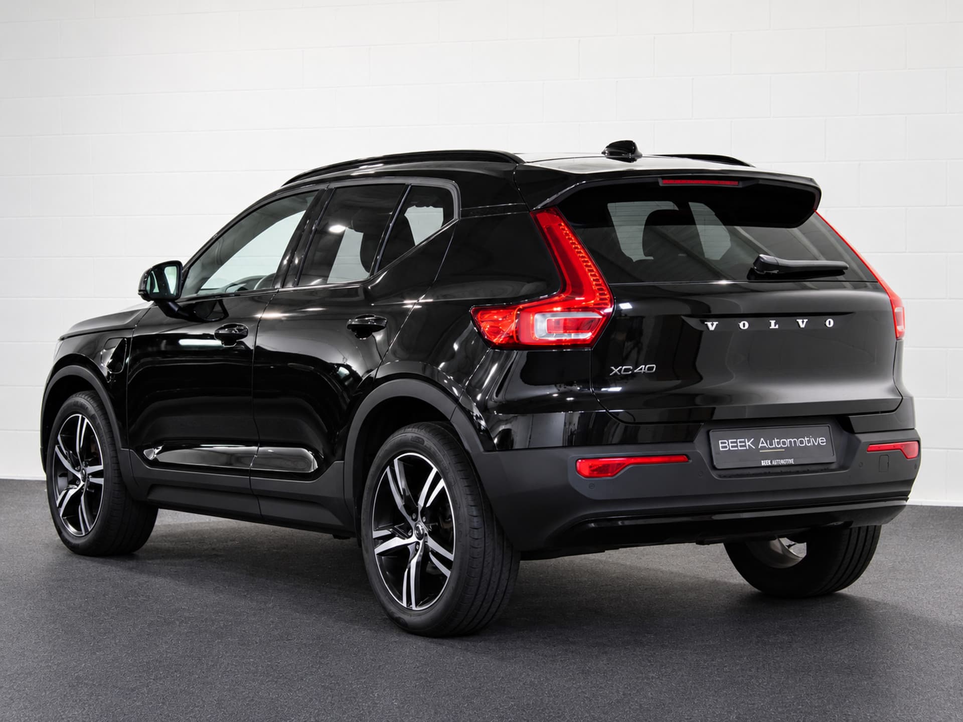 Volvo XC40 - Foto 8