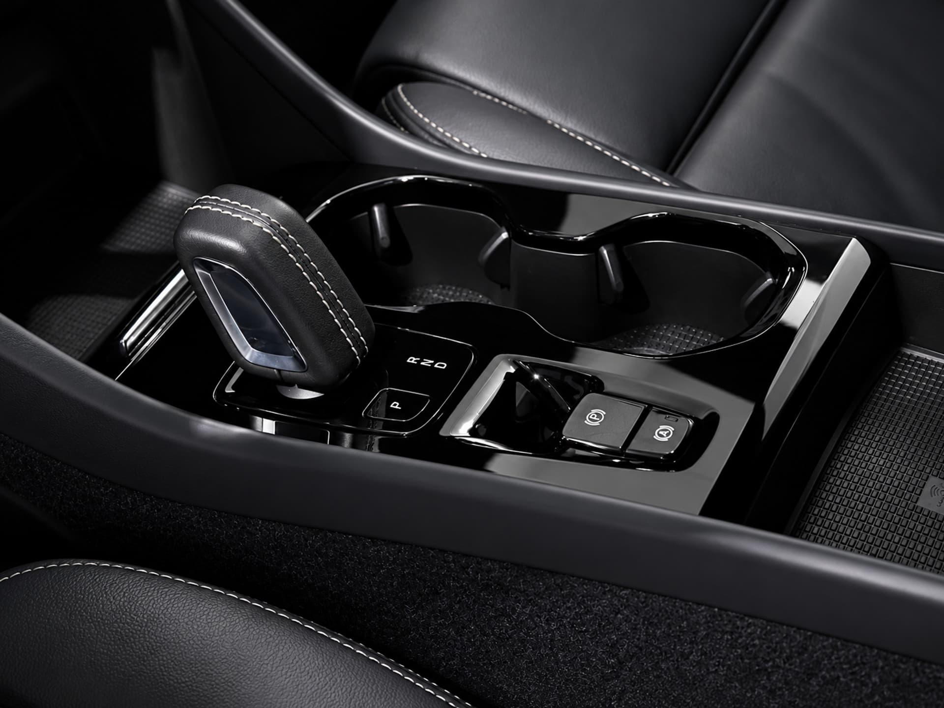 Volvo XC40 - Foto 23