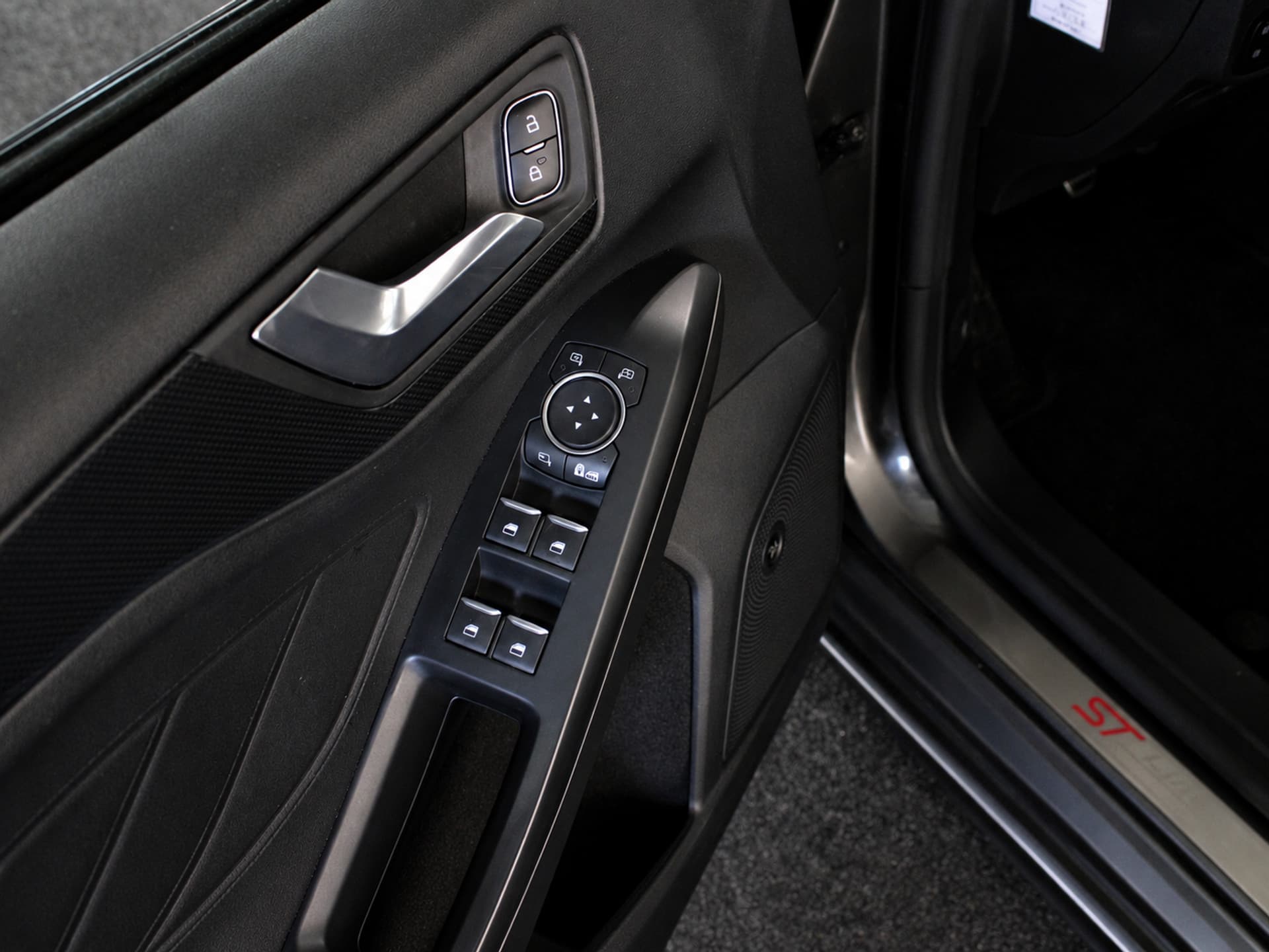 Ford Focus - Foto 9